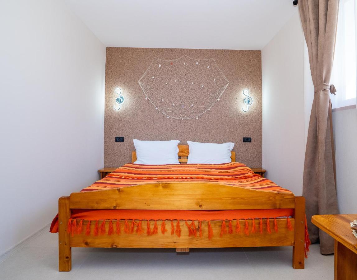 Hotel Casa Nikita Vama Veche Zewnętrze zdjęcie