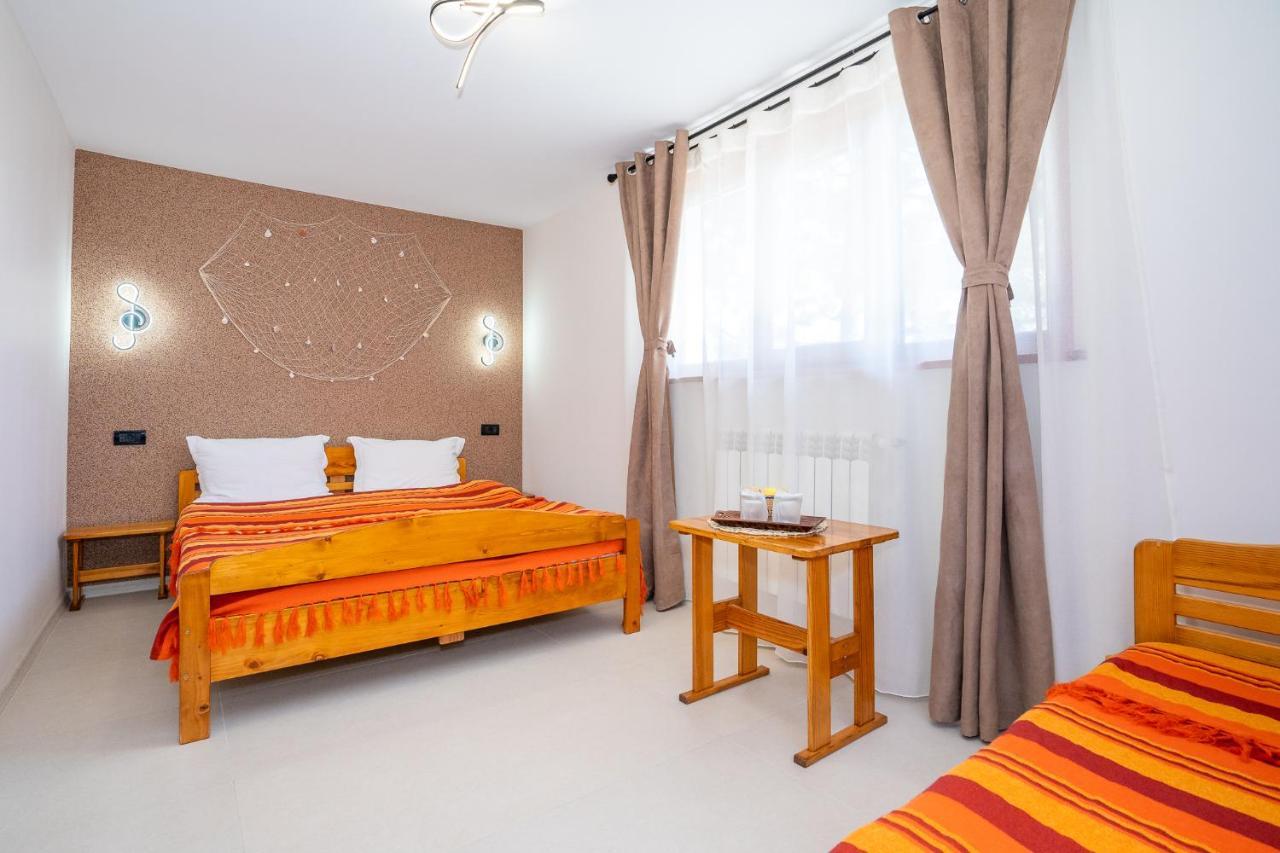 Hotel Casa Nikita Vama Veche Zewnętrze zdjęcie