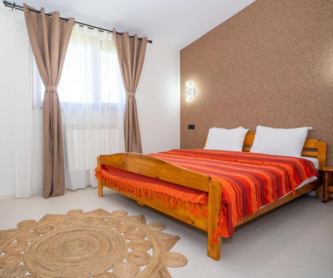 Hotel Casa Nikita Vama Veche Zewnętrze zdjęcie