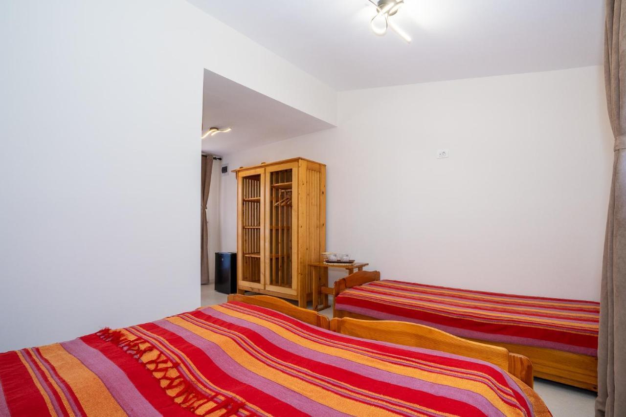 Hotel Casa Nikita Vama Veche Zewnętrze zdjęcie