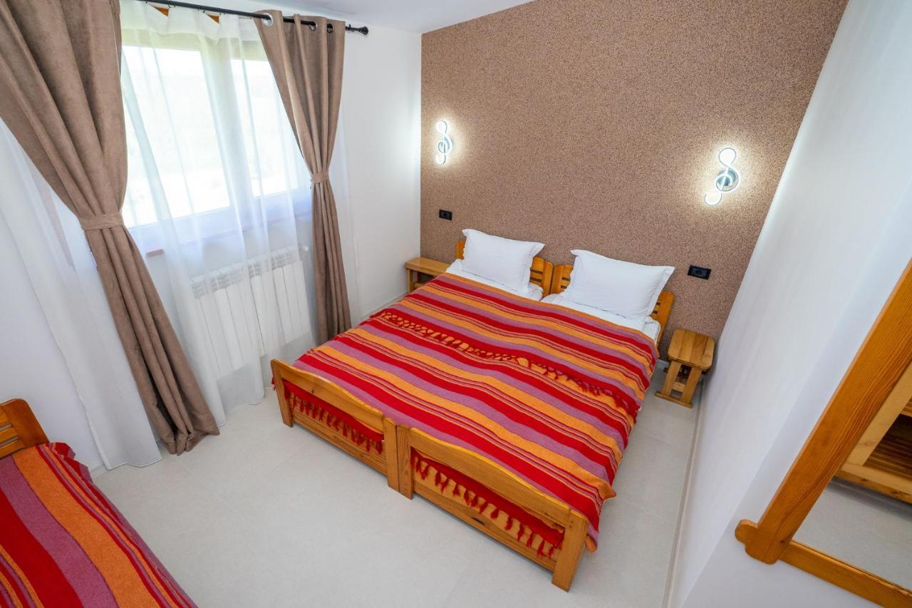 Hotel Casa Nikita Vama Veche Zewnętrze zdjęcie