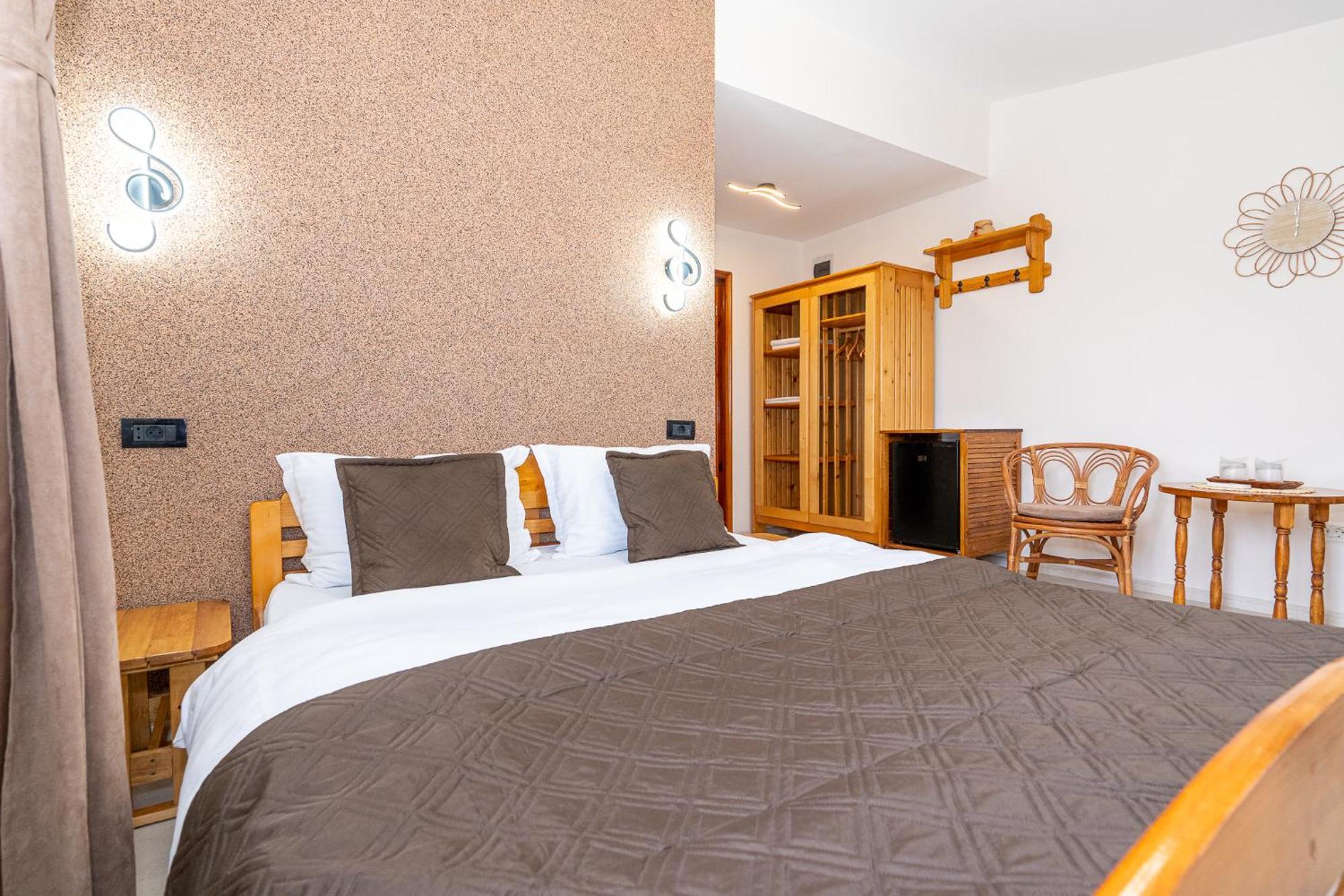 Hotel Casa Nikita Vama Veche Zewnętrze zdjęcie